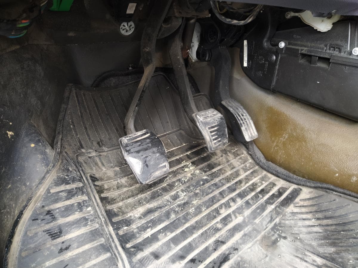 Ford Transit Connect — image 10