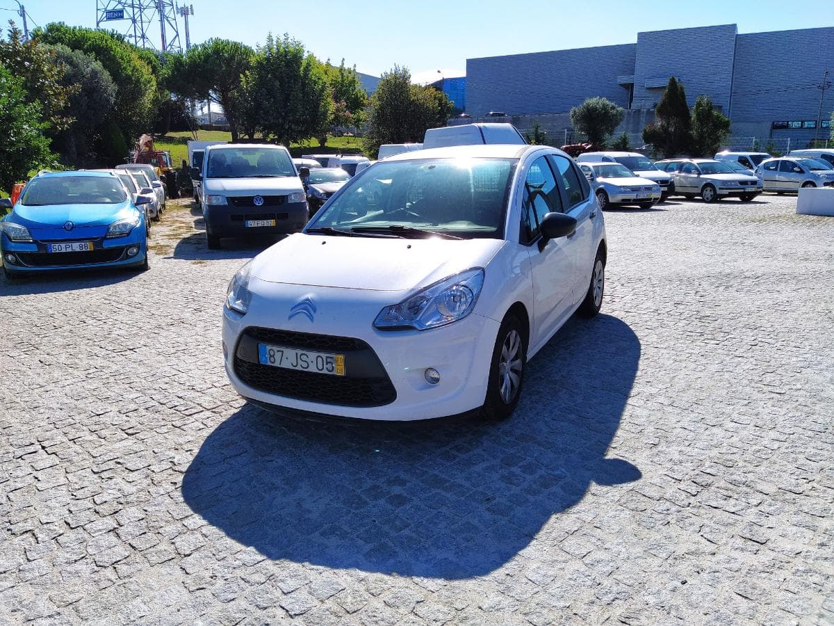 Citroën C3 1.4 HDI · Ano 2010 — imagem 3