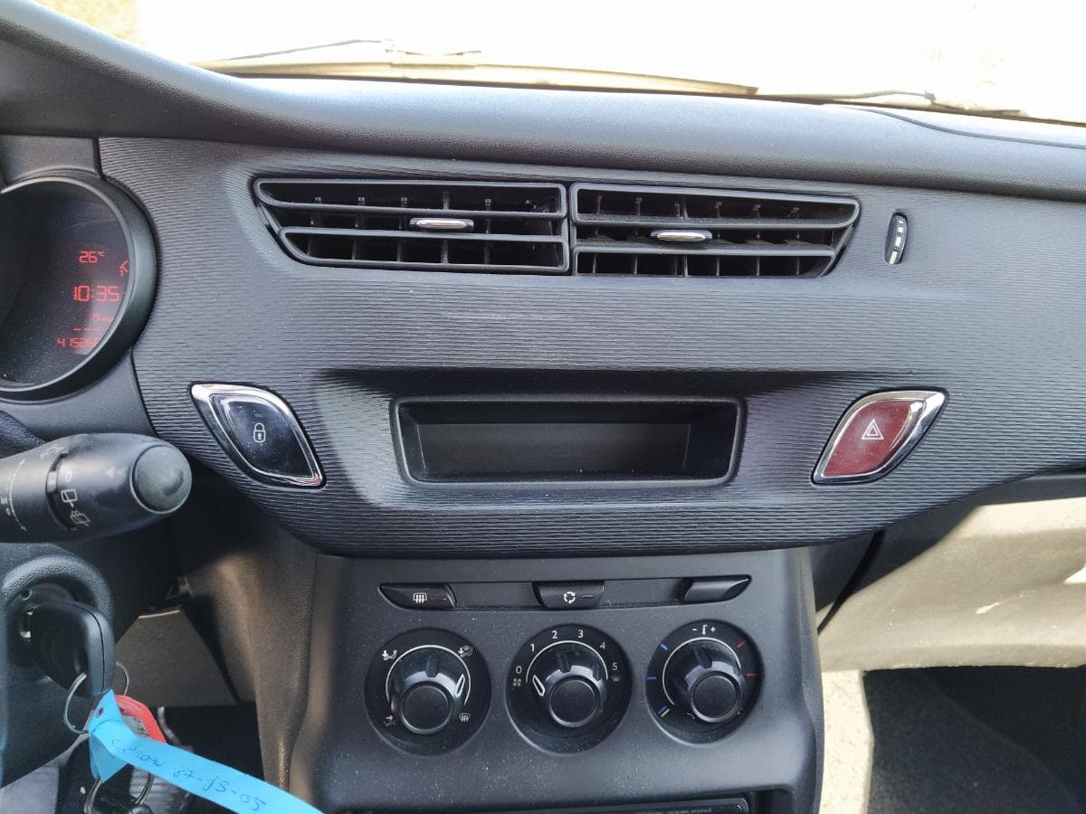 Citroën C3 1.4 HDI · Ano 2010 — imagem 12