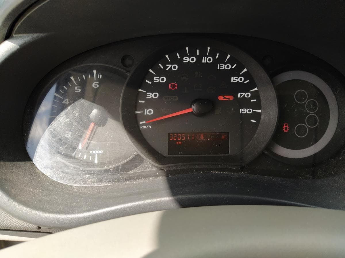 Renault kangoo 1.5 DCI · Ano 2010 — imagen 13