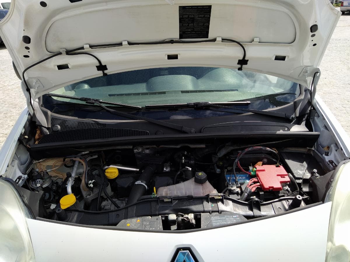 Renault kangoo 1.5 DCI · Ano 2010 — imagen 18
