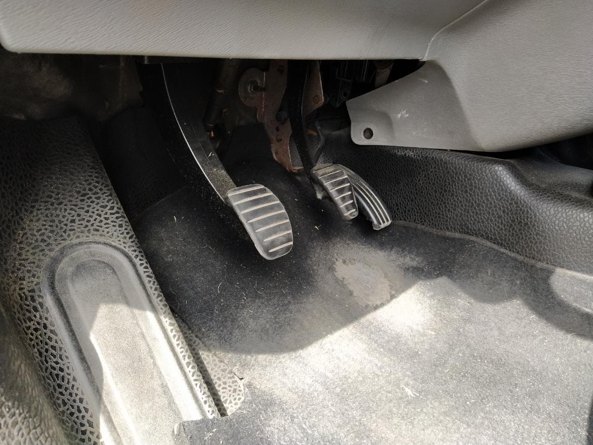 Renault kangoo 1.5 DCI · Ano 2010 — imagen 16