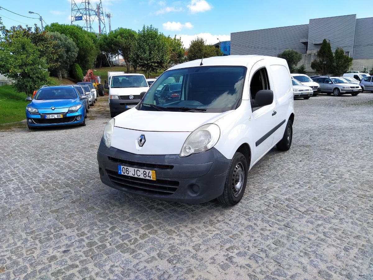 Renault kangoo 1.5 DCI · Ano 2010 — imagen 3