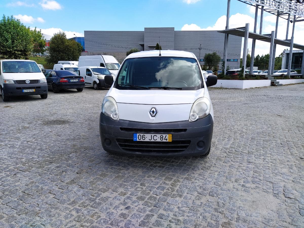 Renault kangoo 1.5 DCI · Ano 2010 — imagen 2