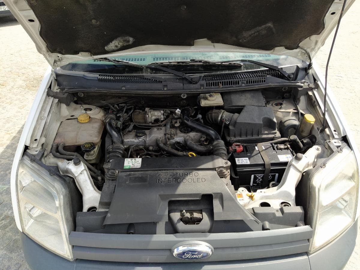 Ford Transit Connect 1.8 TDCI · Ano 2007 — imagem 15