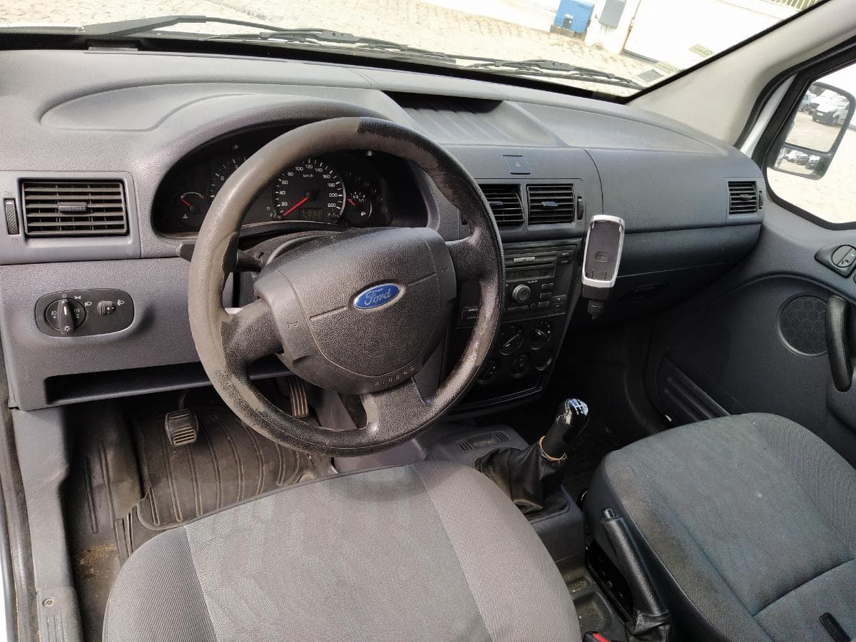 Ford Transit Connect 1.8 TDCI · Ano 2007 — imagem 13