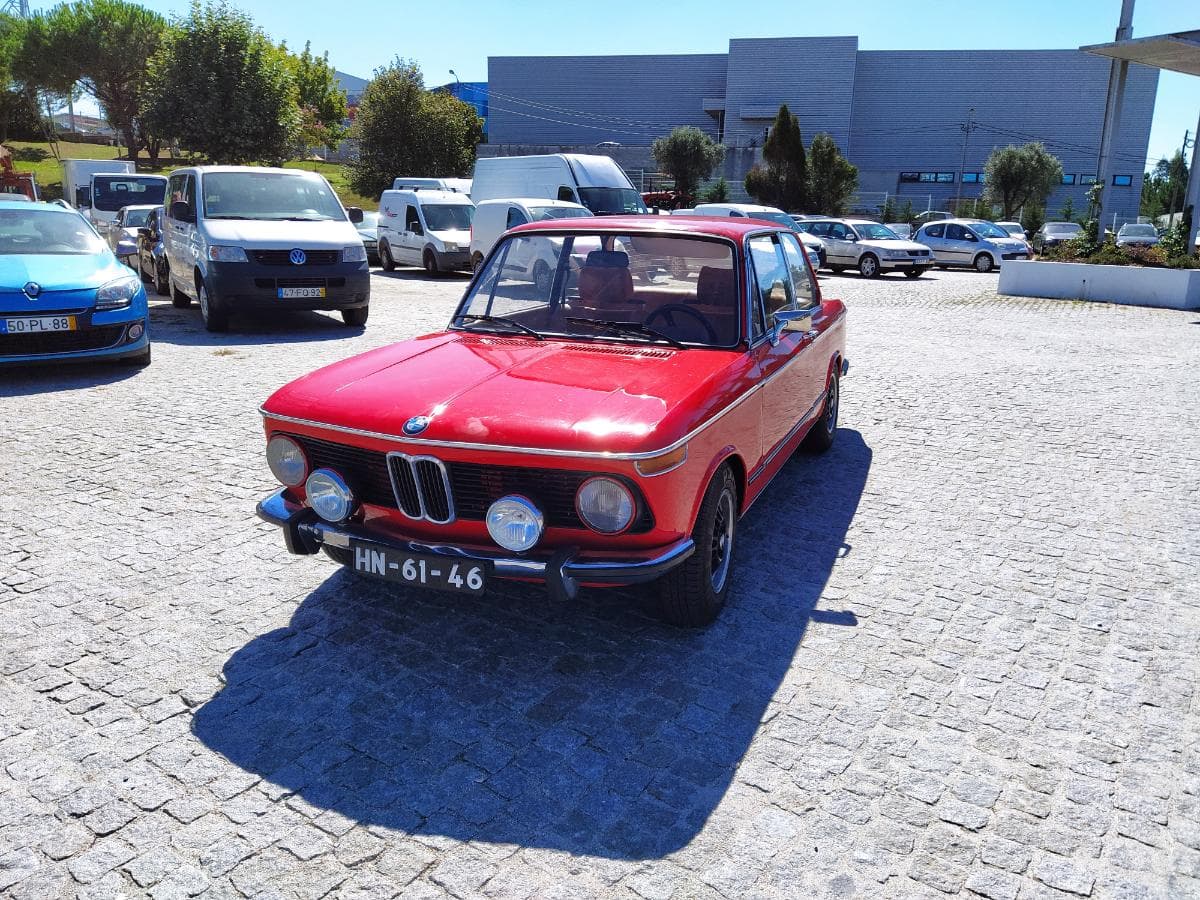 BMW Sedan 2002 · Ano 1973 — imagem 3