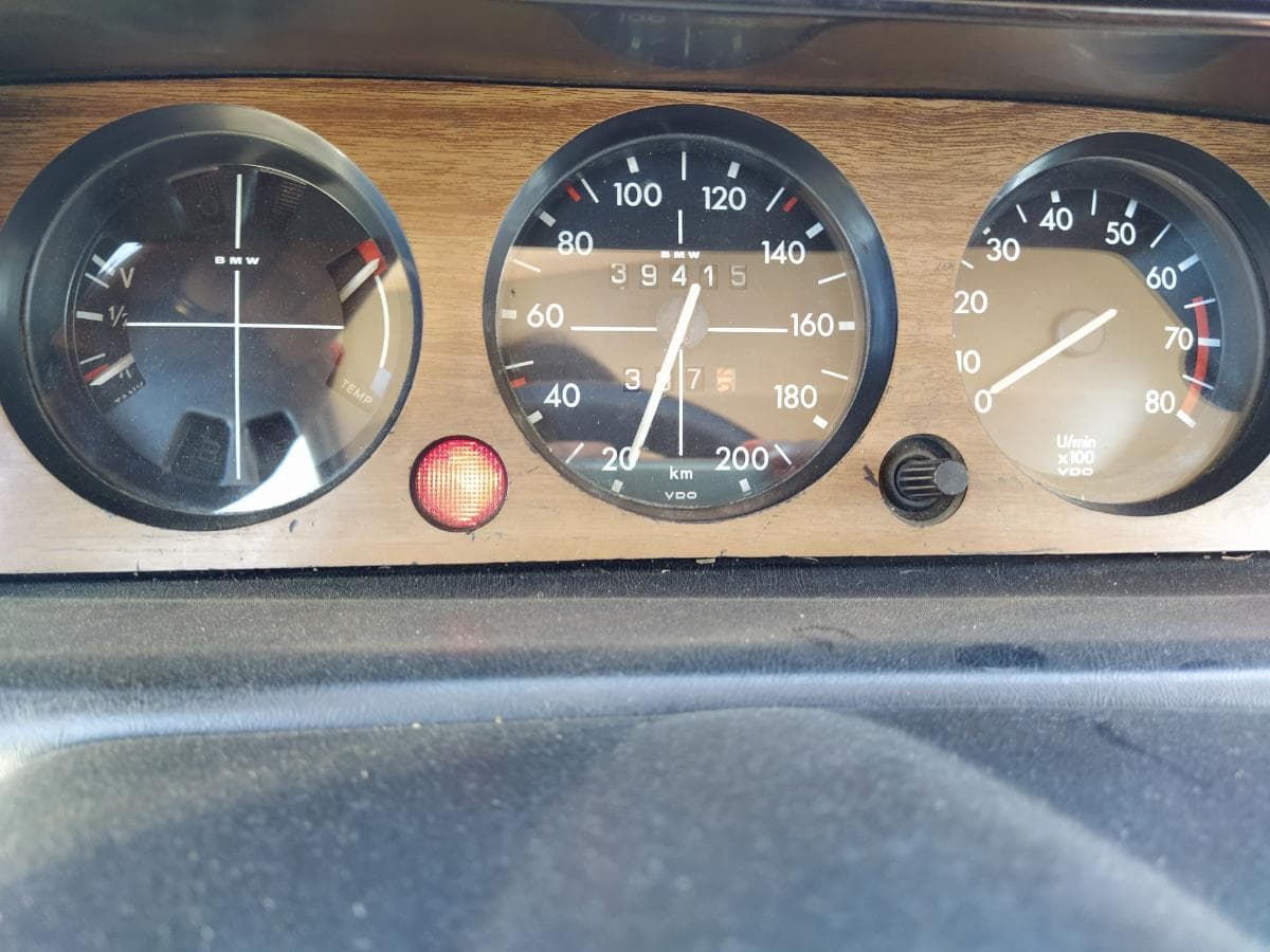 BMW Sedan 2002 · Ano 1973 — imagem 9
