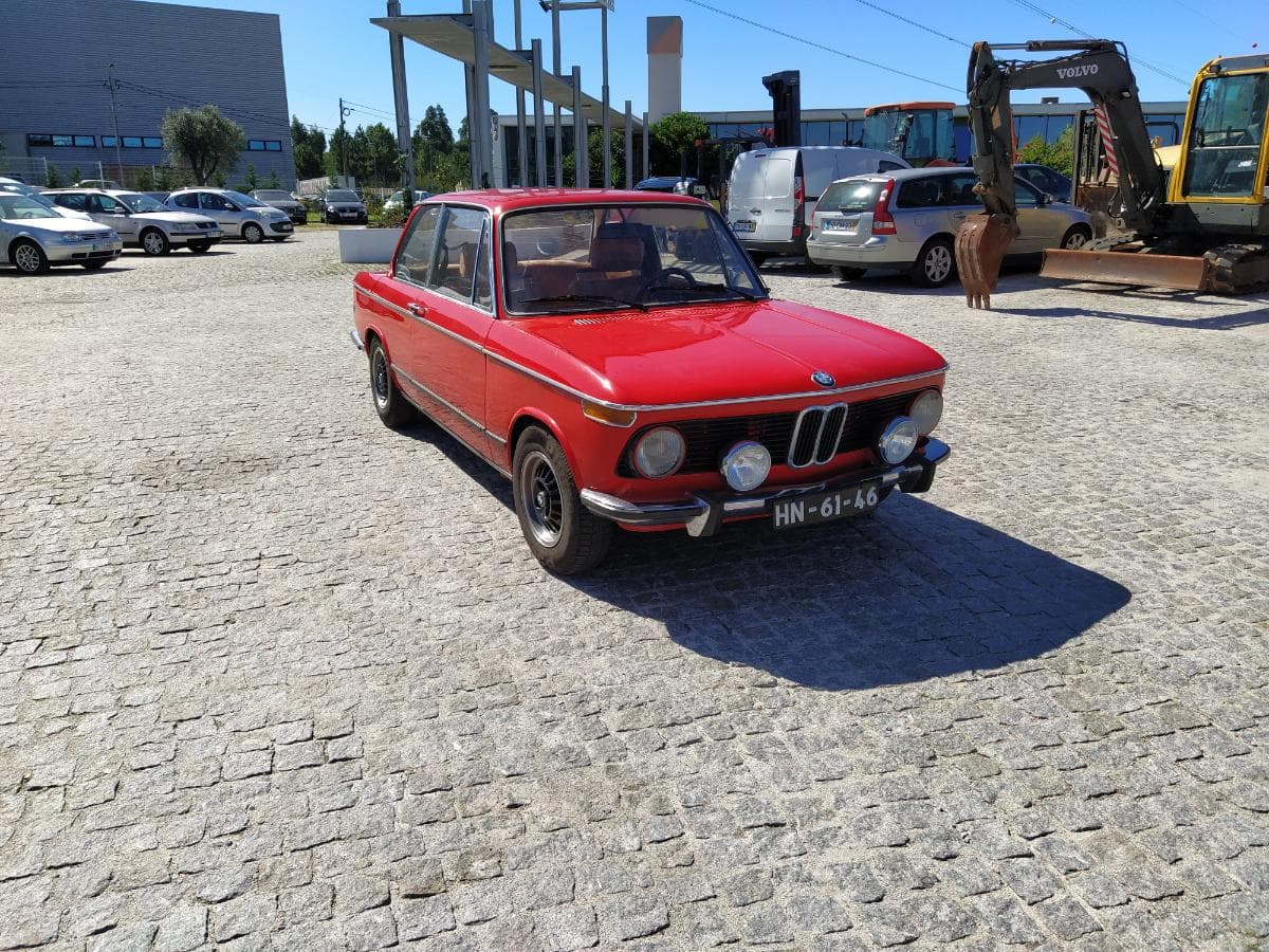BMW Sedan 2002 · Ano 1973 — imagem 1