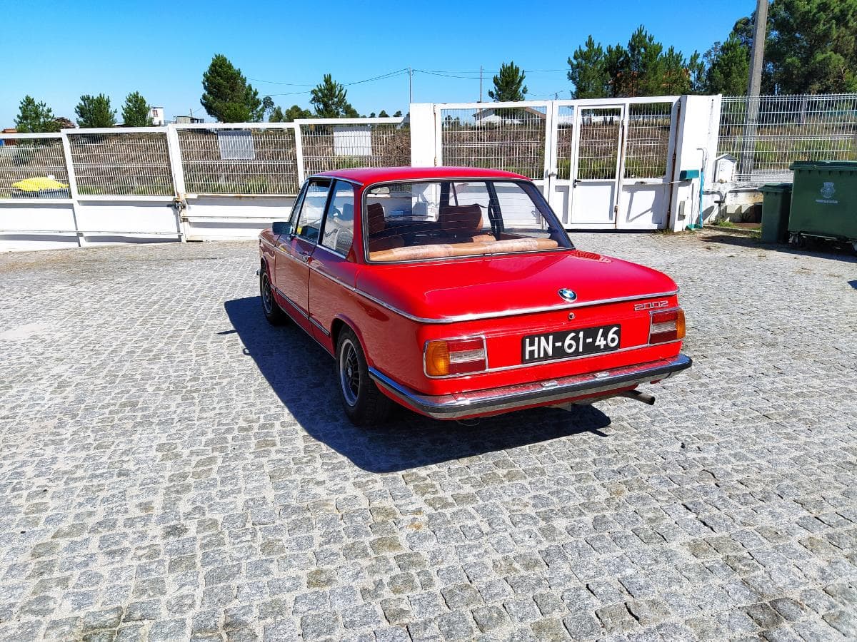 BMW Sedan 2002 · Ano 1973 — imagem 4