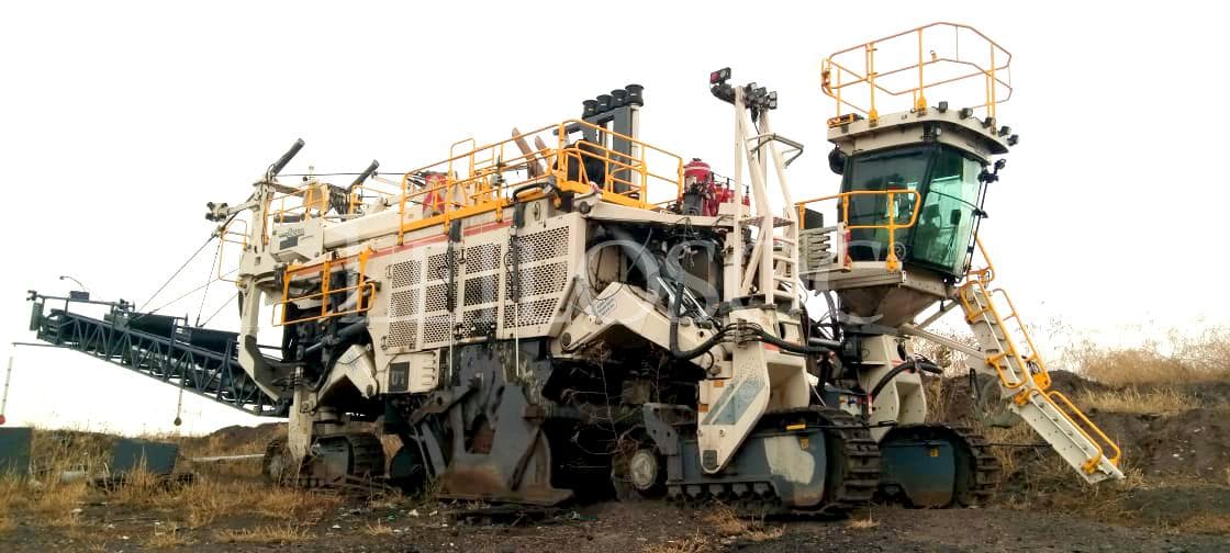 Surface Miner WIRTGEN SM4200 SM - Mineradora Contínua · — image 1