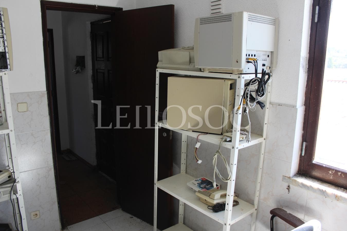 Equipamentos para Construção Civil · Materiais · Equipamento de Escritório — image 14
