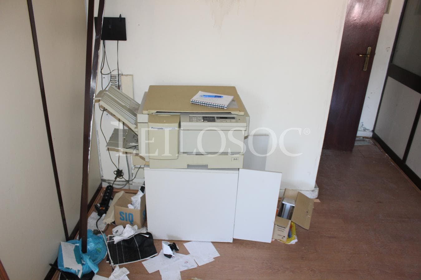 Equipamentos para Construção Civil · Materiais · Equipamento de Escritório — image 28