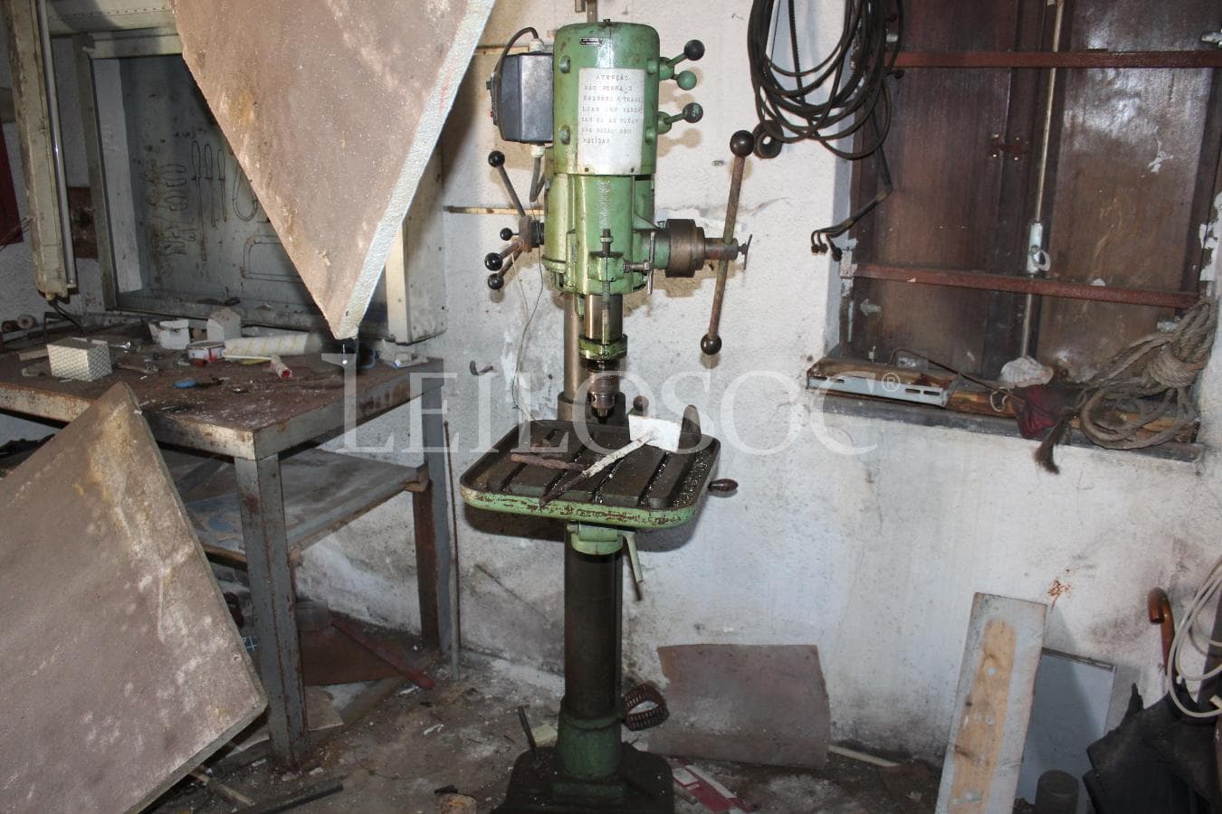 Equipamentos para Construção Civil · Materiais · Equipamento de Escritório — image 11