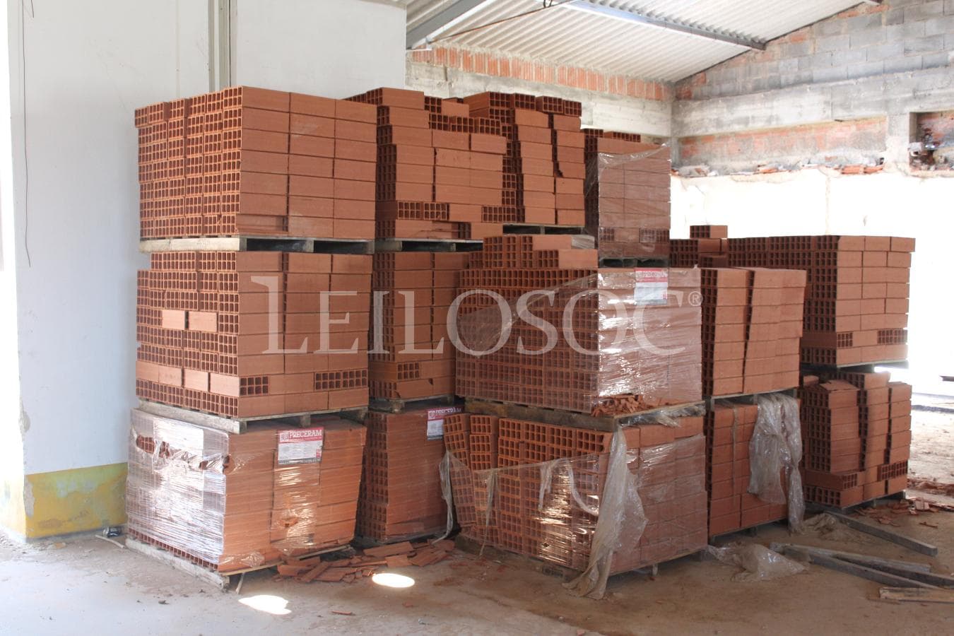 Equipamentos para Construção Civil · Materiais · Equipamento de Escritório — image 31