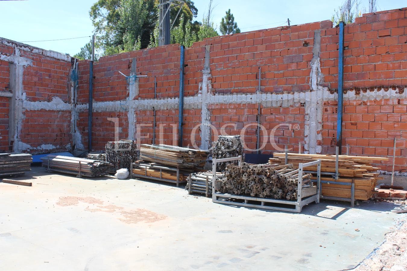 Equipamentos para Construção Civil · Materiais · Equipamento de Escritório — image 32