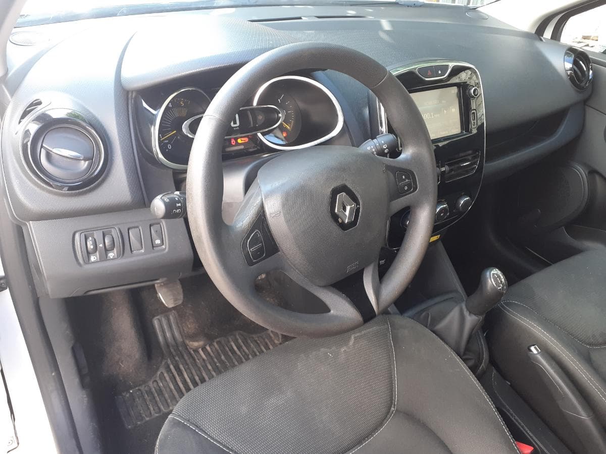 Renault Clio 1.5 DCI · Ano 2013 45-RM-39 · — image 14