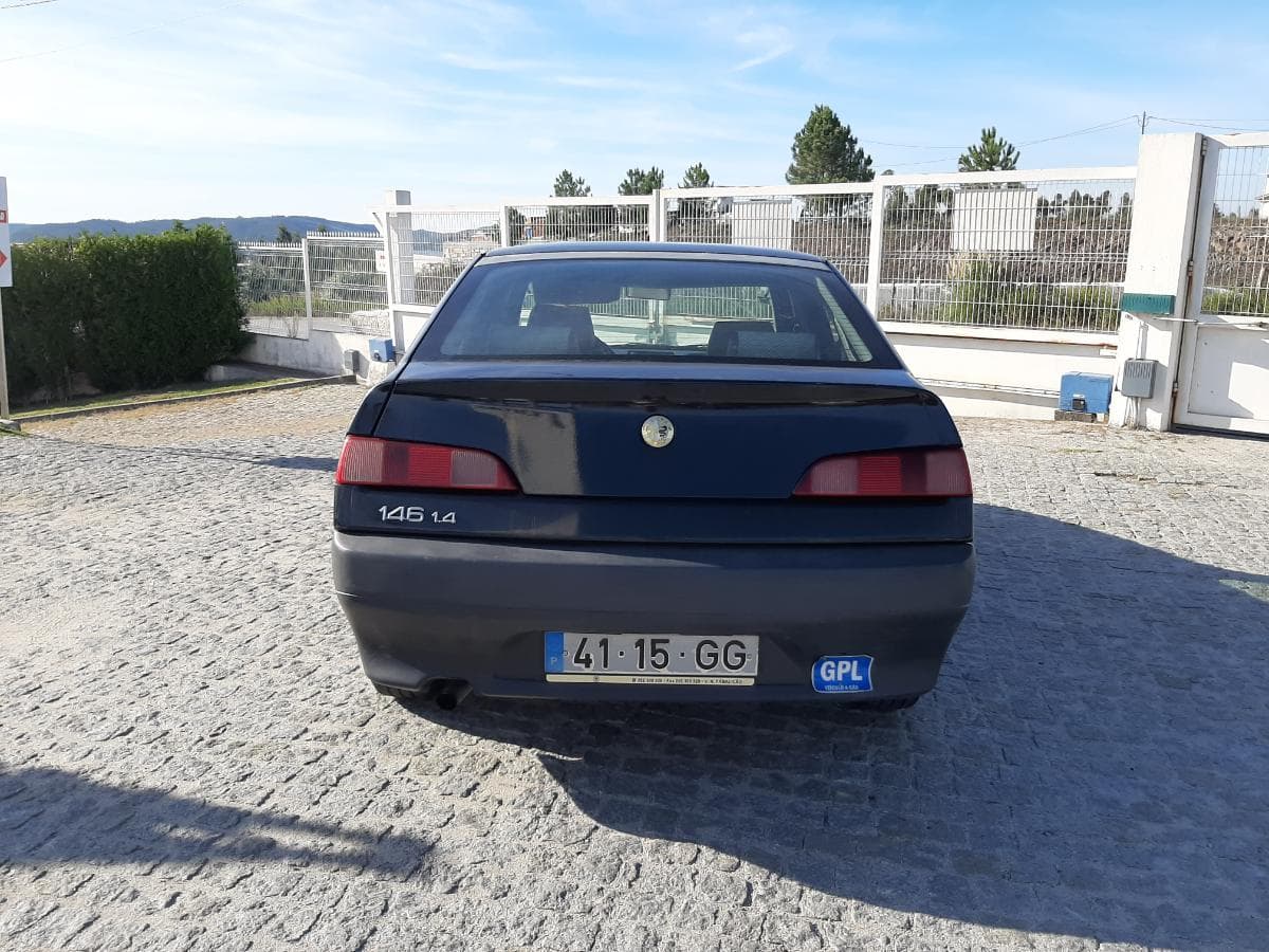 Alfa Romeo 146 1.4 ie· Ano 1996 — image 5