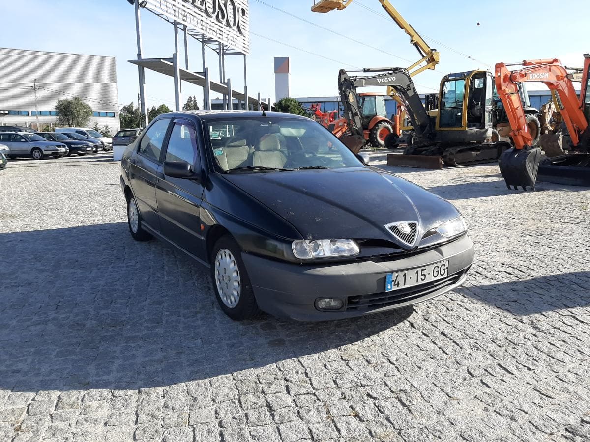 Alfa Romeo 146 1.4 ie· Ano 1996