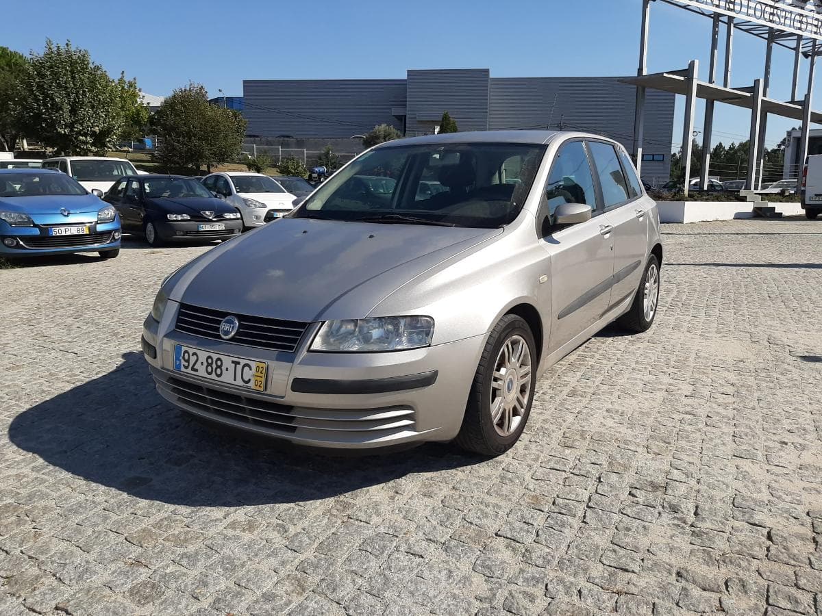 Fiat Stilo 1.6 · Ano 2002 — imagem 3
