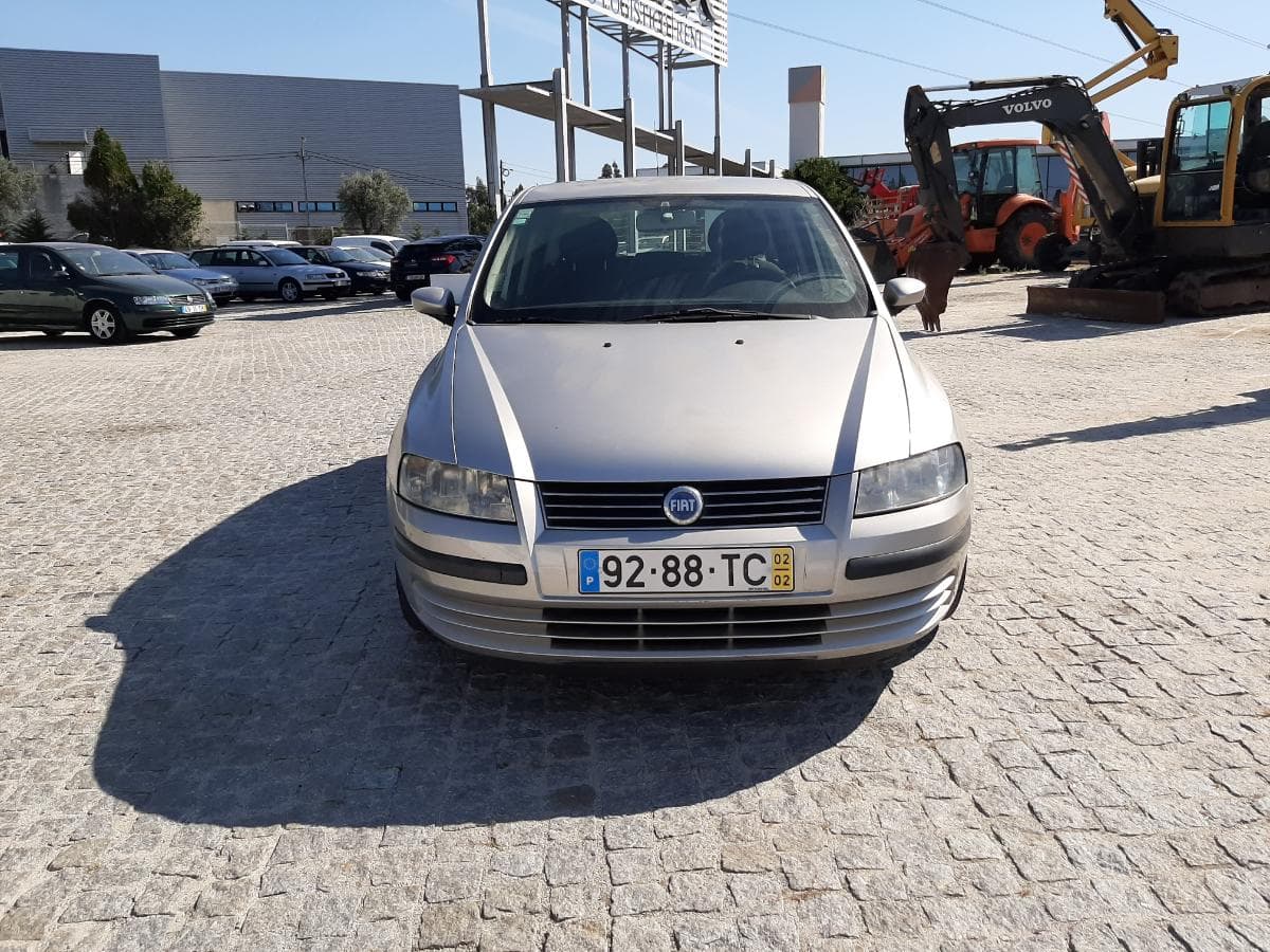 Fiat Stilo 1.6 · Ano 2002 — imagem 2