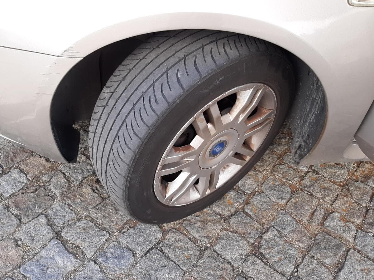 Fiat Stilo 1.6 · Ano 2002 — imagem 23