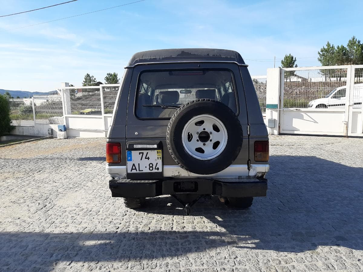 Mitsubishi Pagero ·Ano 1986 — imagem 5