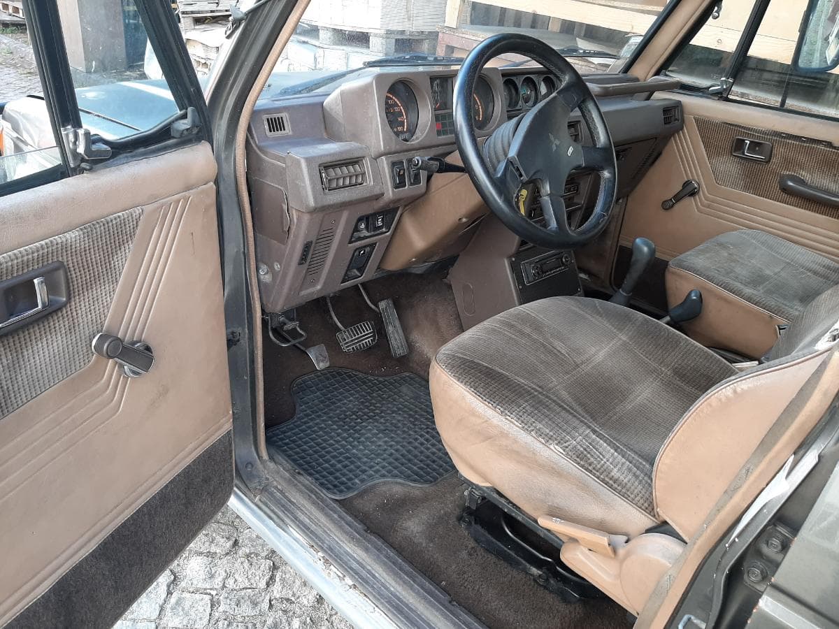 Mitsubishi Pagero ·Ano 1986 — imagem 12