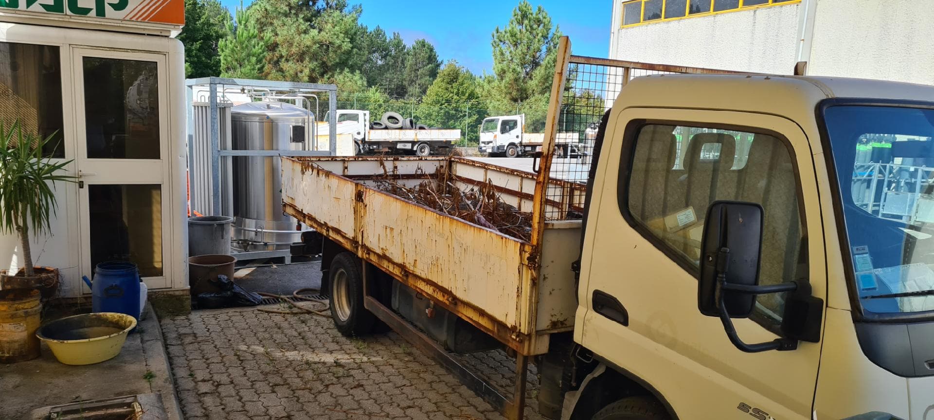 Mitsubishi Fuso · Viseu — imagem 2