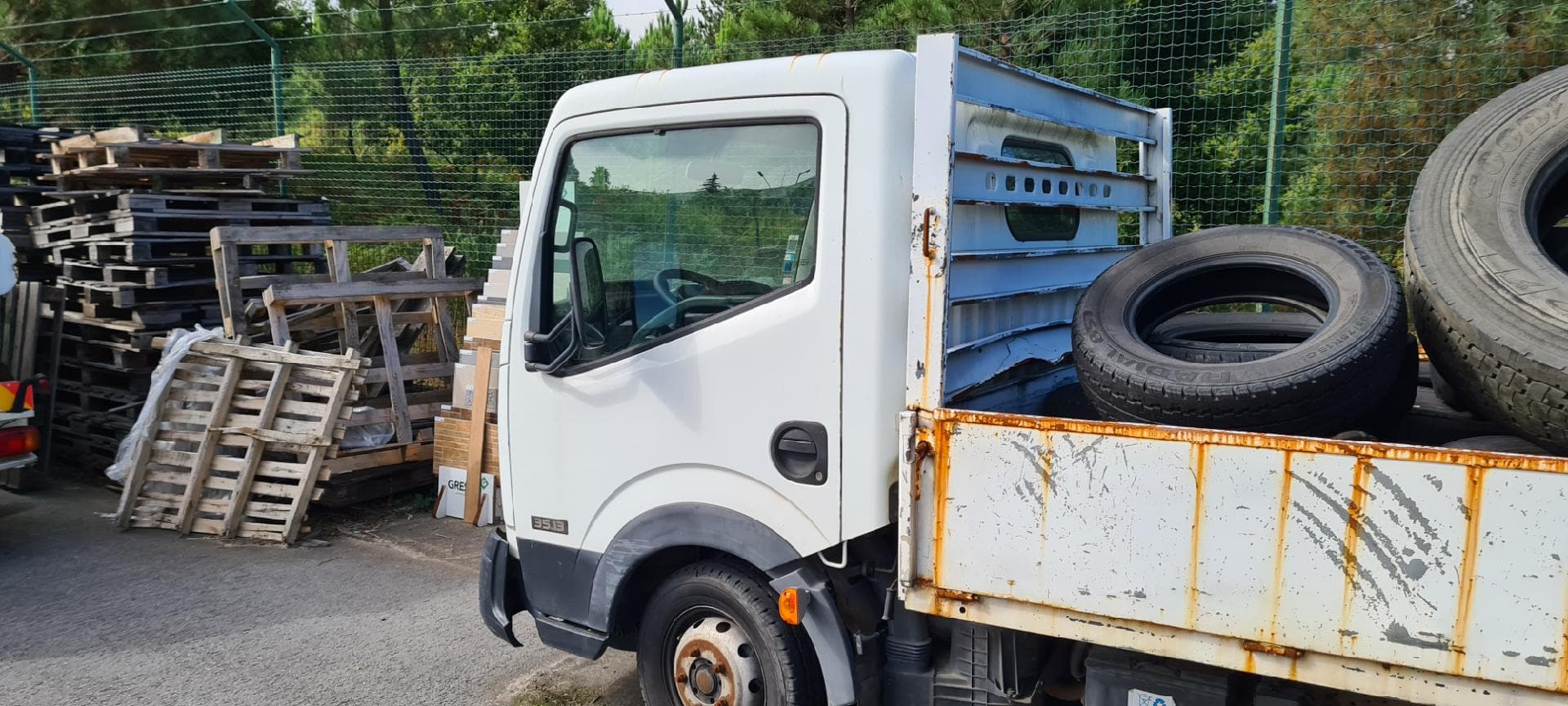 Nissan Cabstar · Viseu — imagen 5