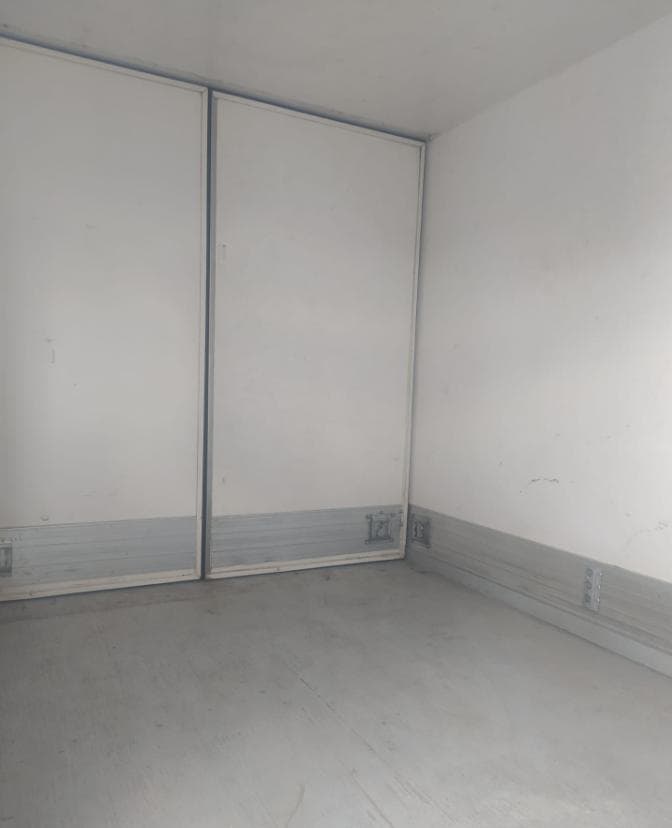 Veículo Isuzu Frigorífico — image 9