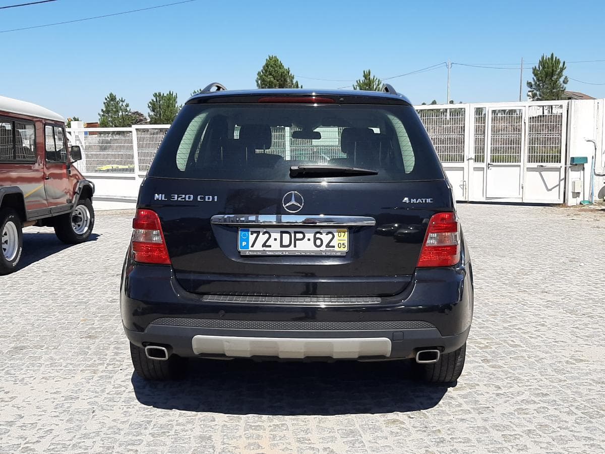 Mercedes-Benz ML 320 CDI · Ano 2007 — imagem 5