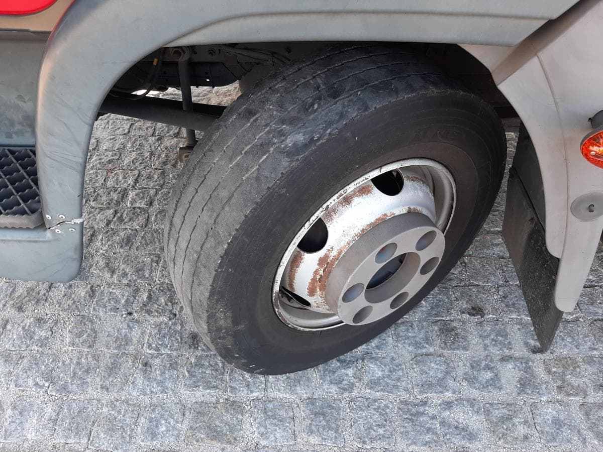 Iveco Eurocargo ML 75 E16 · Año 2008 — imagen 24