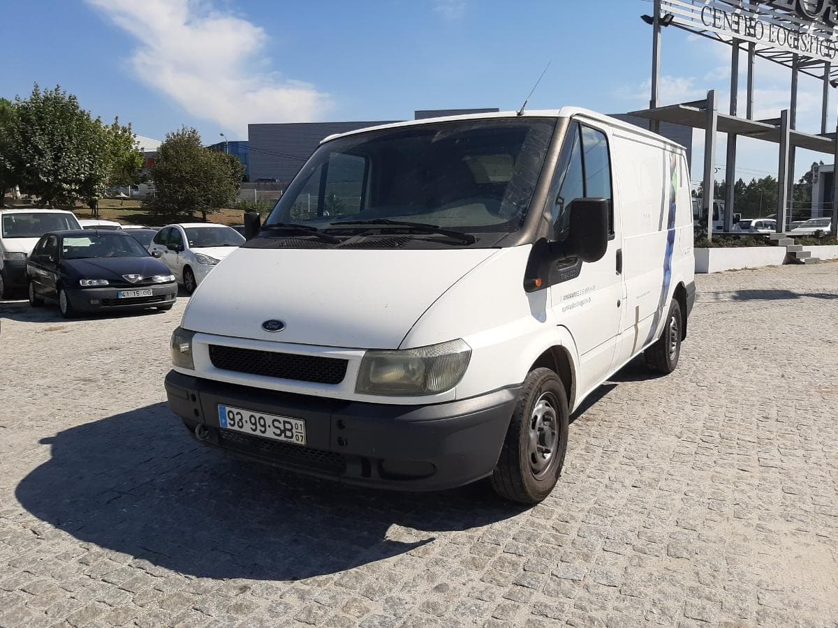 Ford Transit 2.0 · Ano 2001 — imagem 3