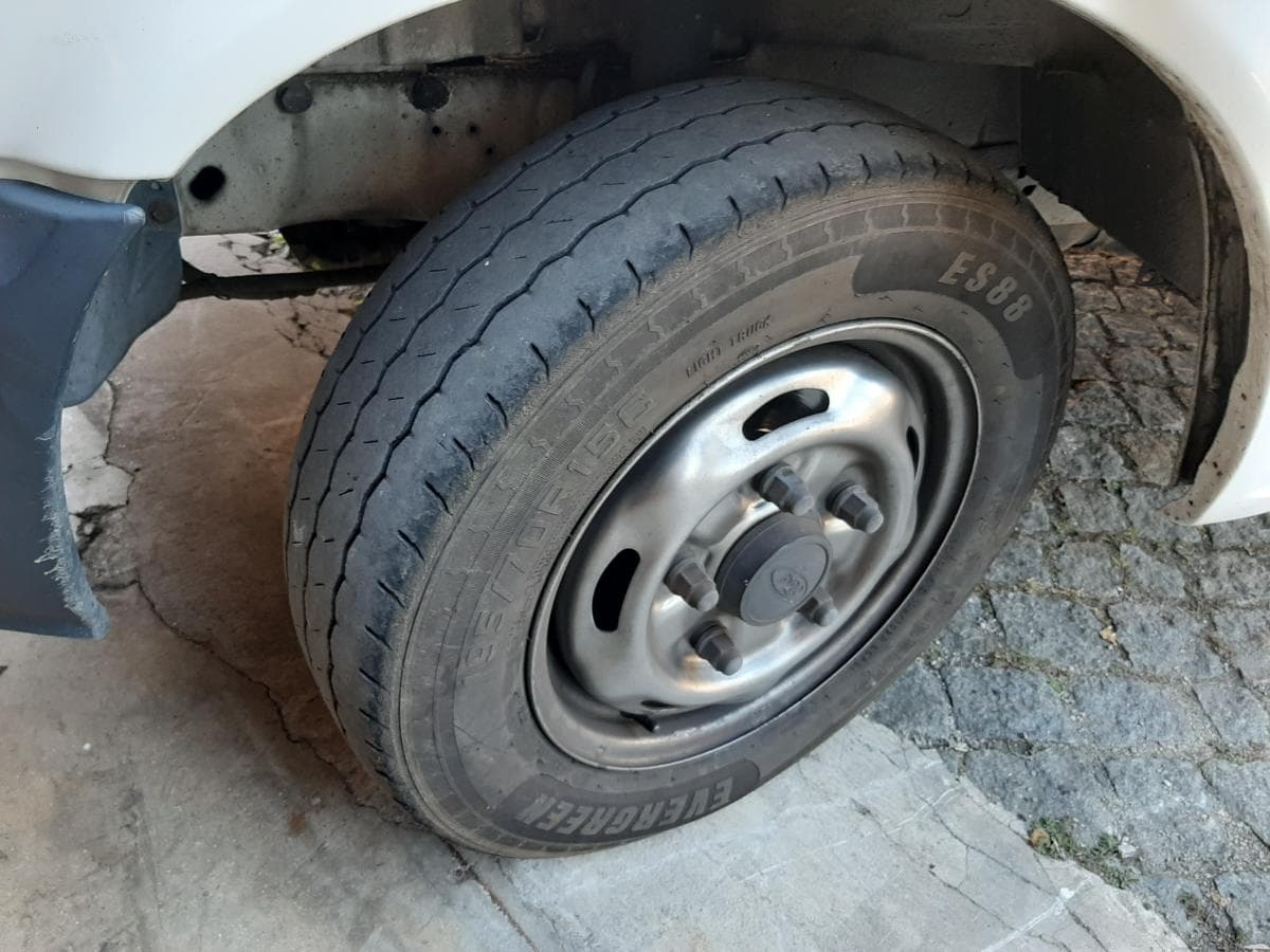 Ford Transit 2.0 · Ano 2001 — imagem 19