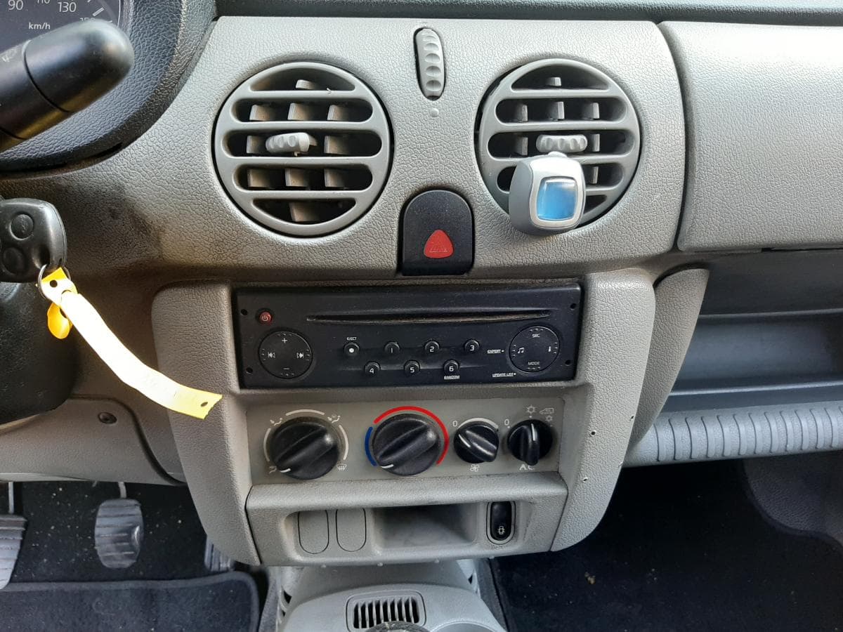 Renault Kangoo 1.5 DCI · Ano 2006 — imagem 15