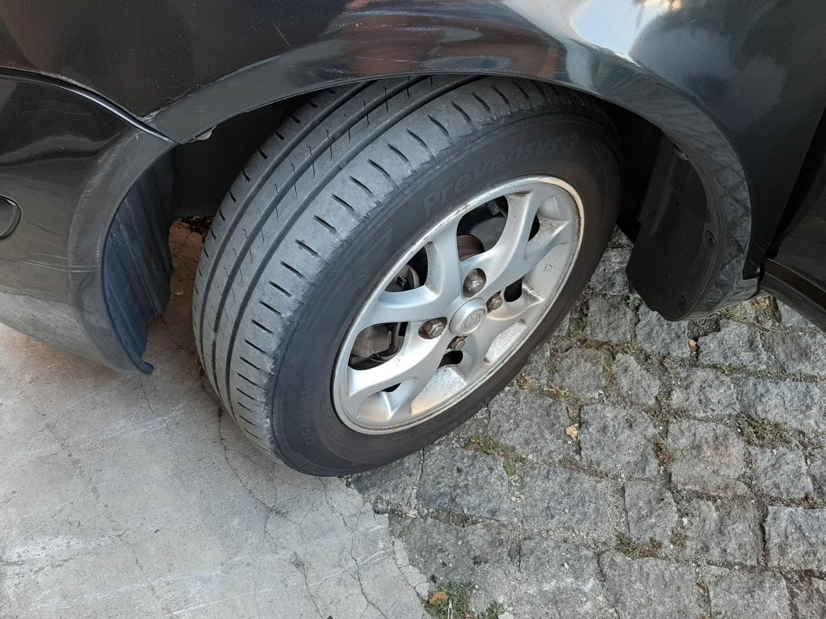 Toyota Yaris 1.0 · Ano 2004 — imagen 20