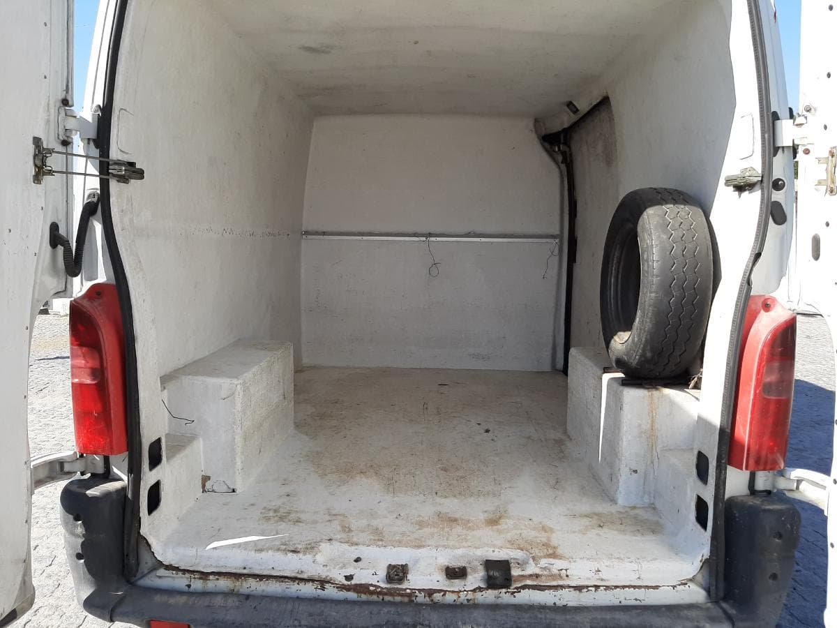 Renault Master 2.5D · Ano 1998 — imagen 8