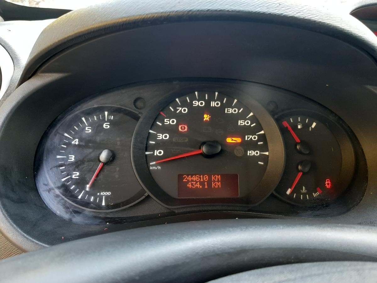 Renault Kangoo 1.5 DCI · 5 Lugares · Ano 2011 — imagem 10