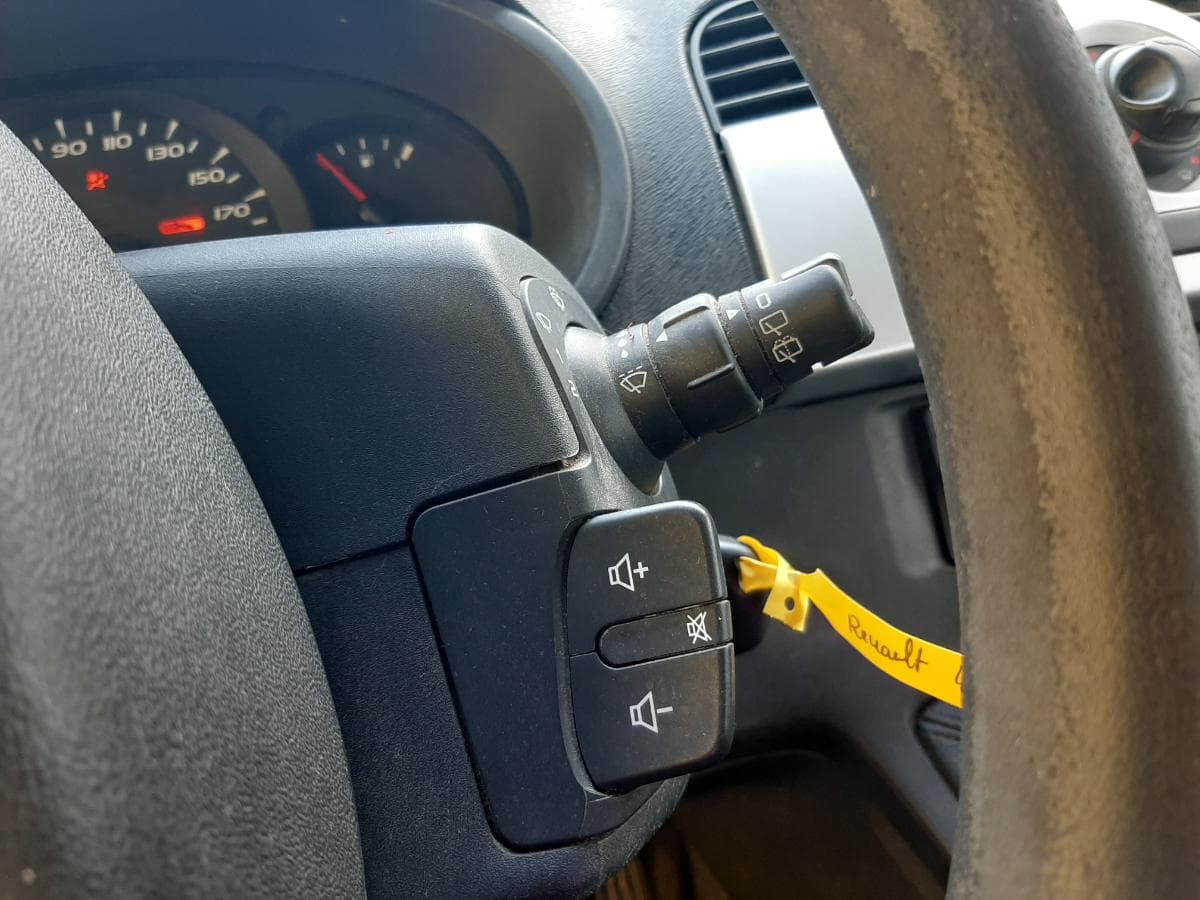 Renault Kangoo 1.5 DCI · 5 Lugares · Ano 2011 — imagem 13
