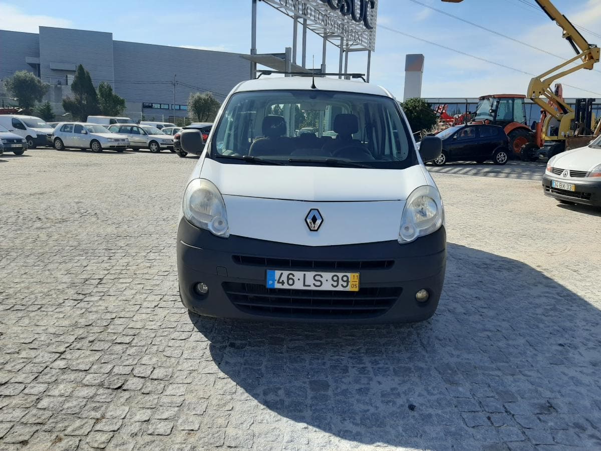 Renault Kangoo 1.5 DCI · 5 Lugares · Ano 2011 — imagem 2