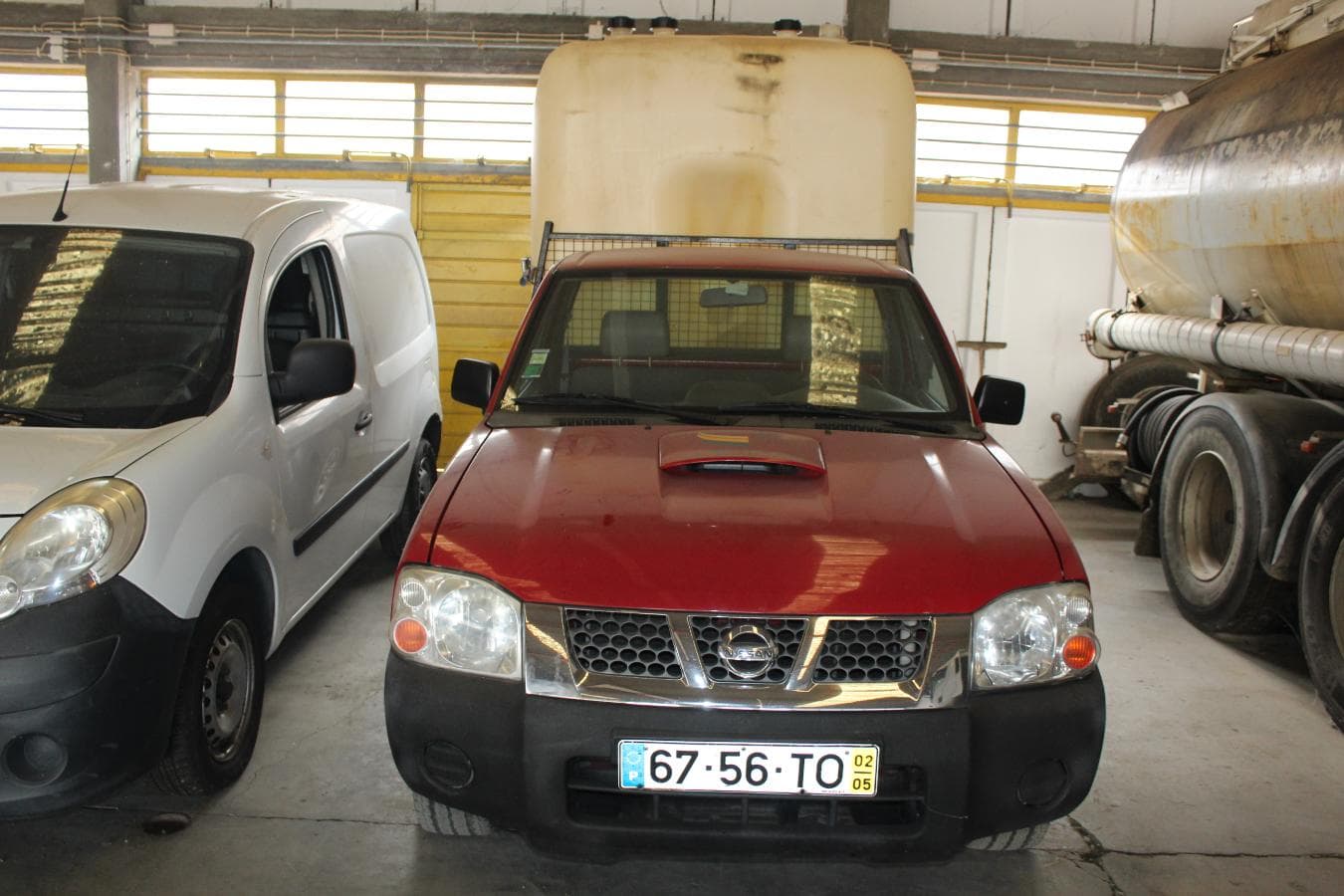 Nissan Pick UP · Évora — imagem 3