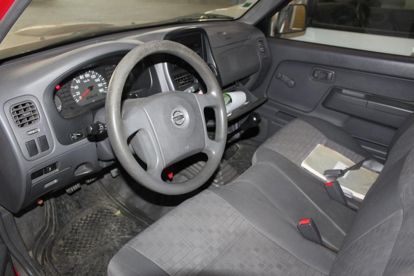 Nissan Pick UP · Évora — imagem 6