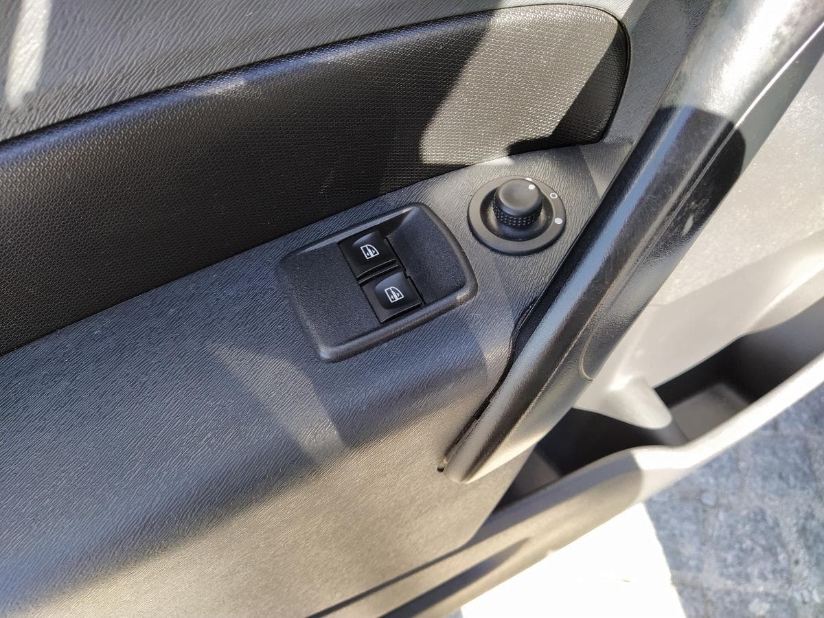 Renault Kangoo 1.5 DCI · Ano 2014 — imagen 15