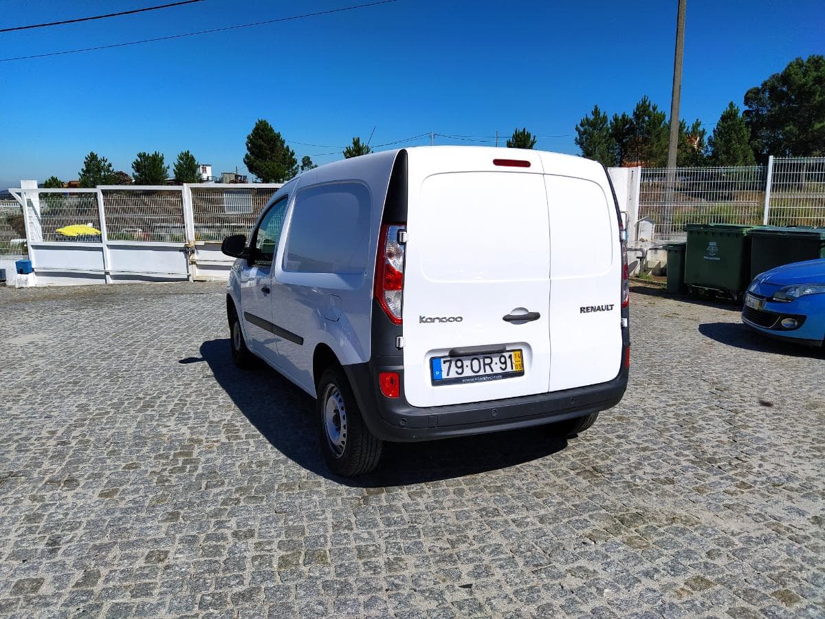 Renault Kangoo 1.5 DCI · Ano 2014 — imagen 6