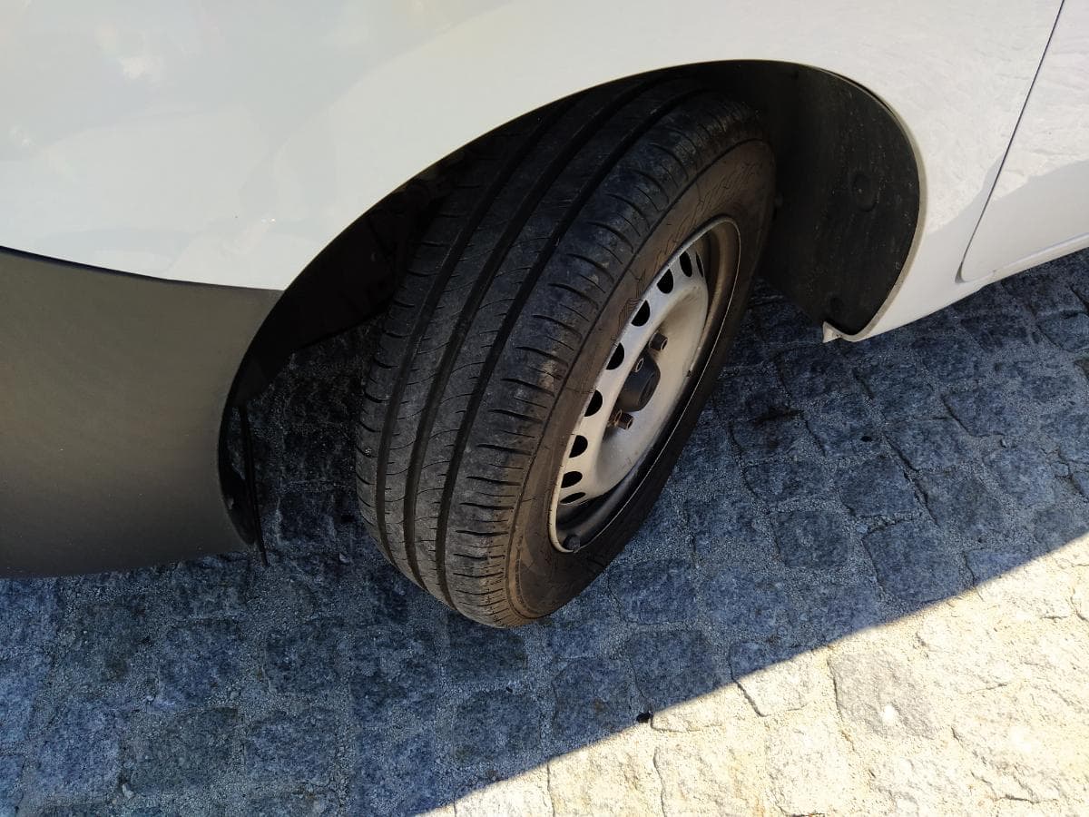 Renault Kangoo 1.5 DCI · Ano 2014 — imagen 19
