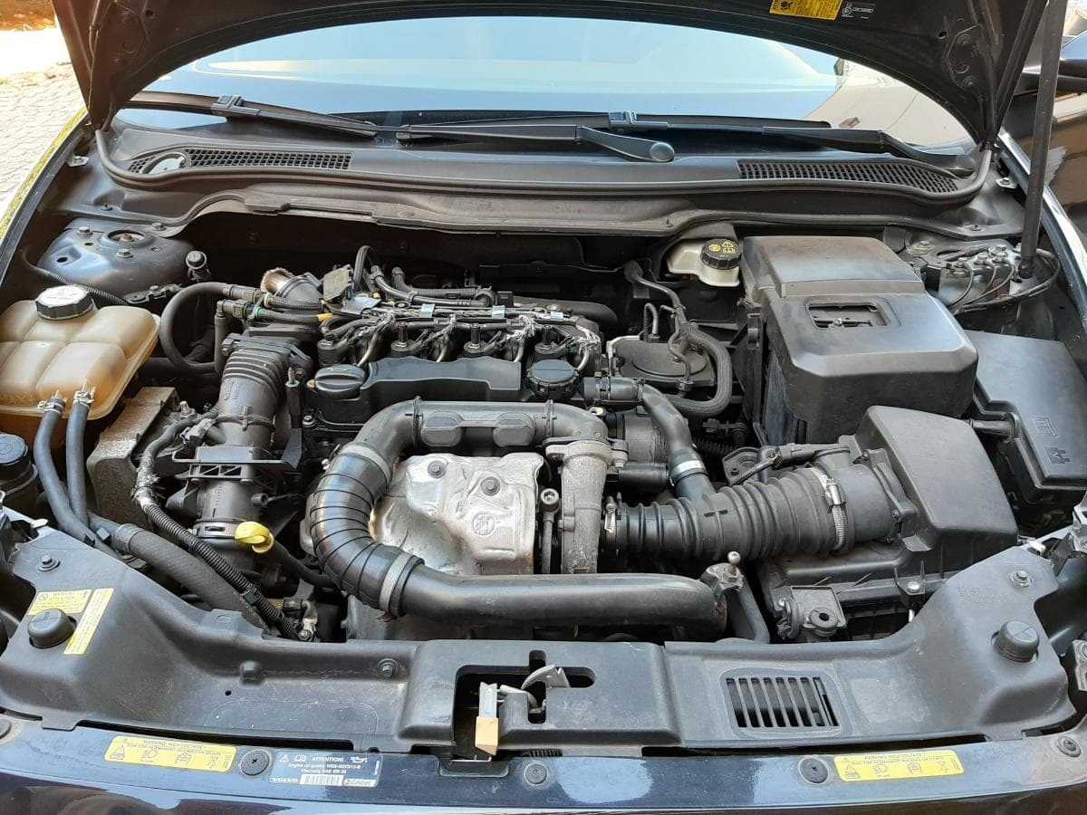 Volvo S40 1.6D · Ano 2005 — image 21
