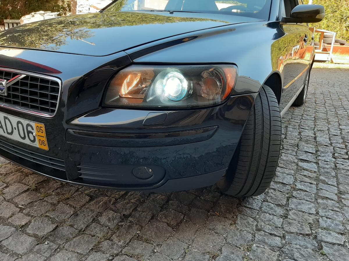 Volvo S40 1.6D · Ano 2005 — image 7