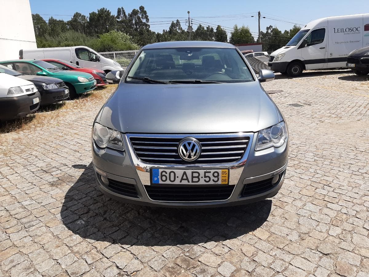 Volkswagen Passat 2.0 TDI · Ano 2005 — imagem 2