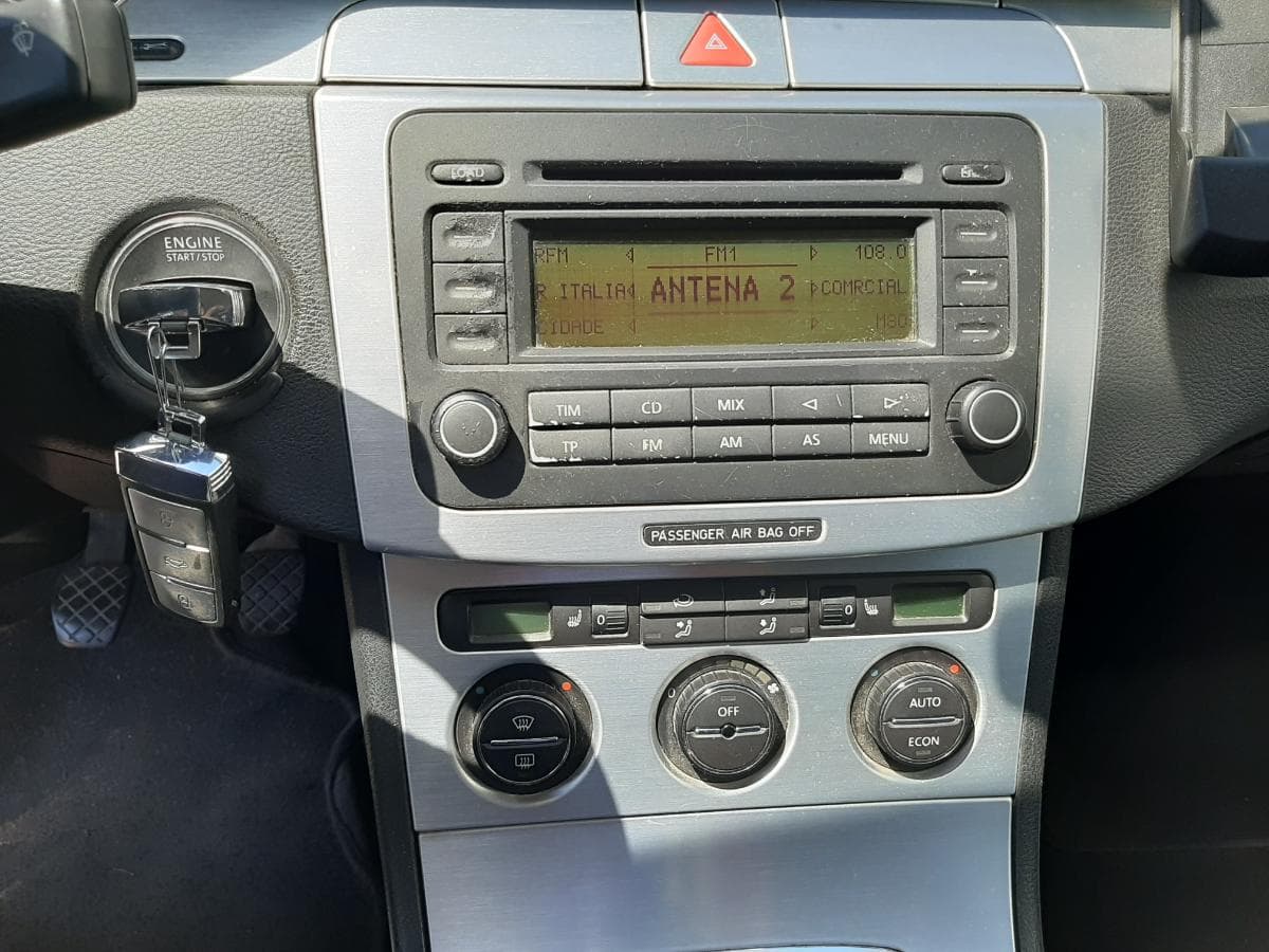 Volkswagen Passat 2.0 TDI · Ano 2005 — imagem 22